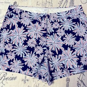 Crown & Ivy Caroline 5” shorts size 16